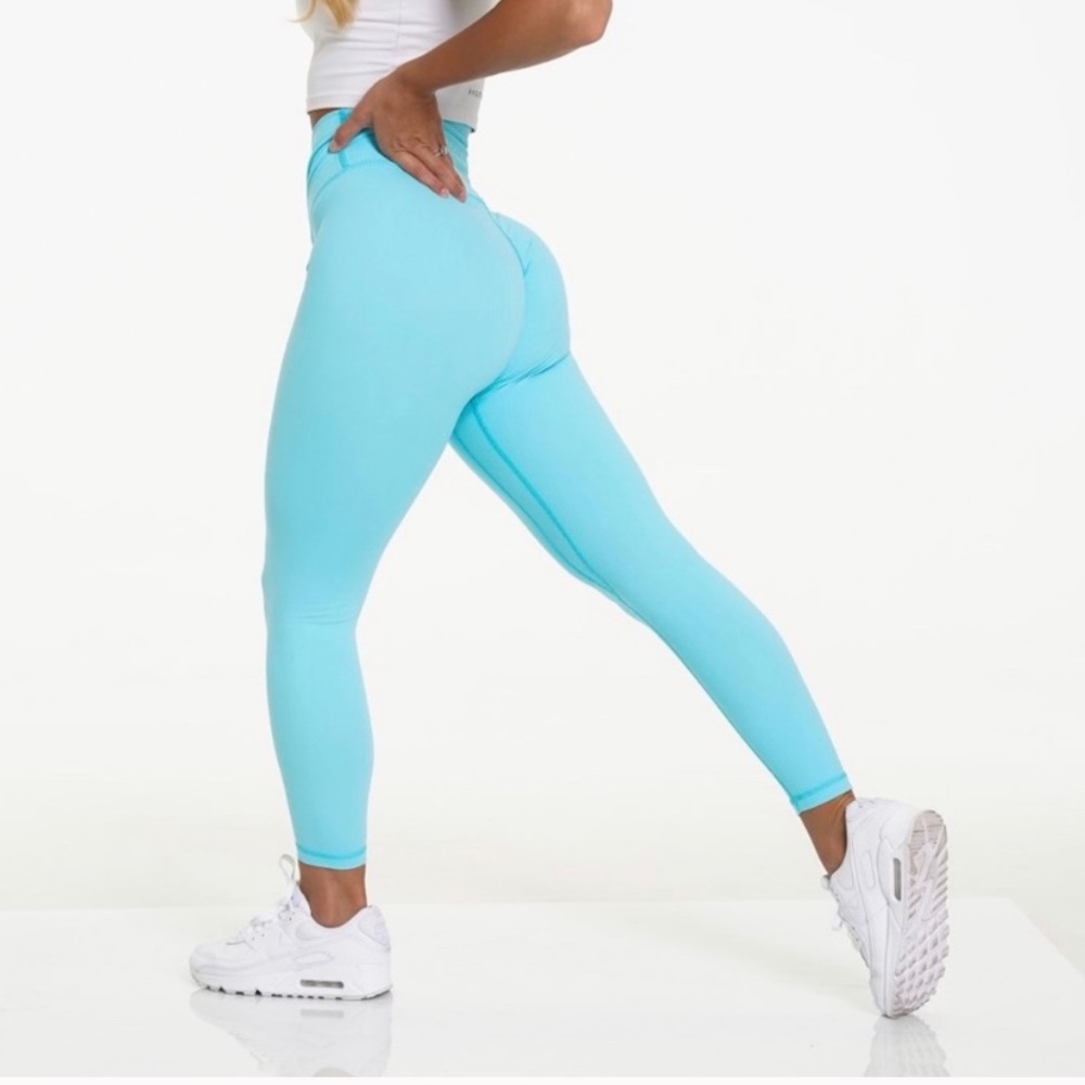 Aqua blue navigation leggings